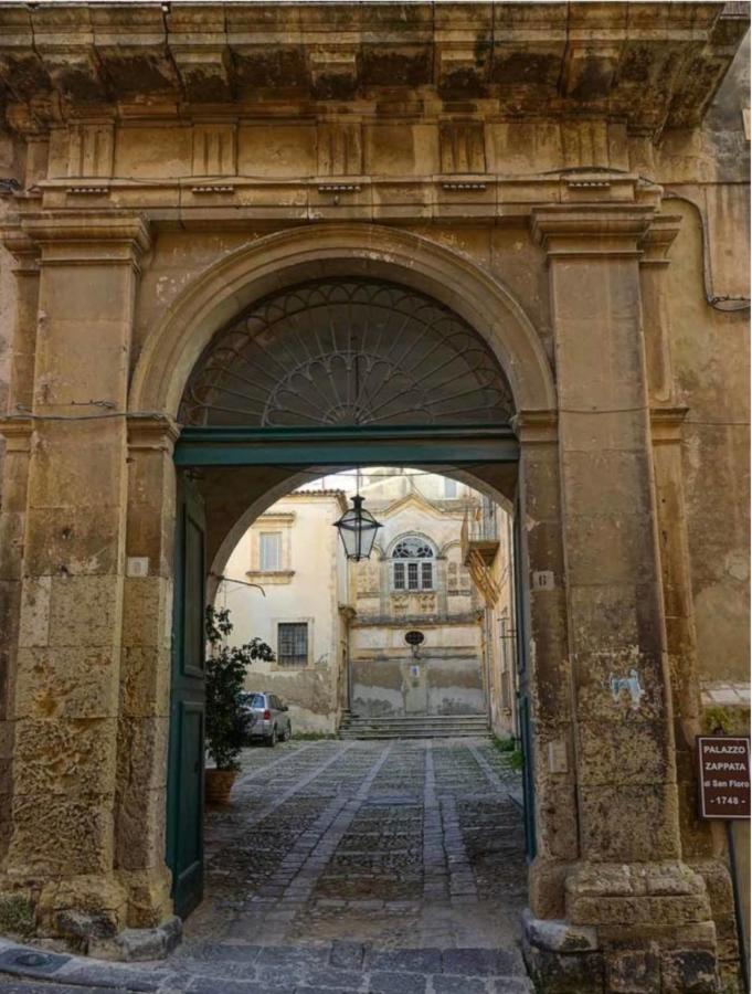 Palazzo Zappata Luxury Room Noto Centro Zewnętrze zdjęcie